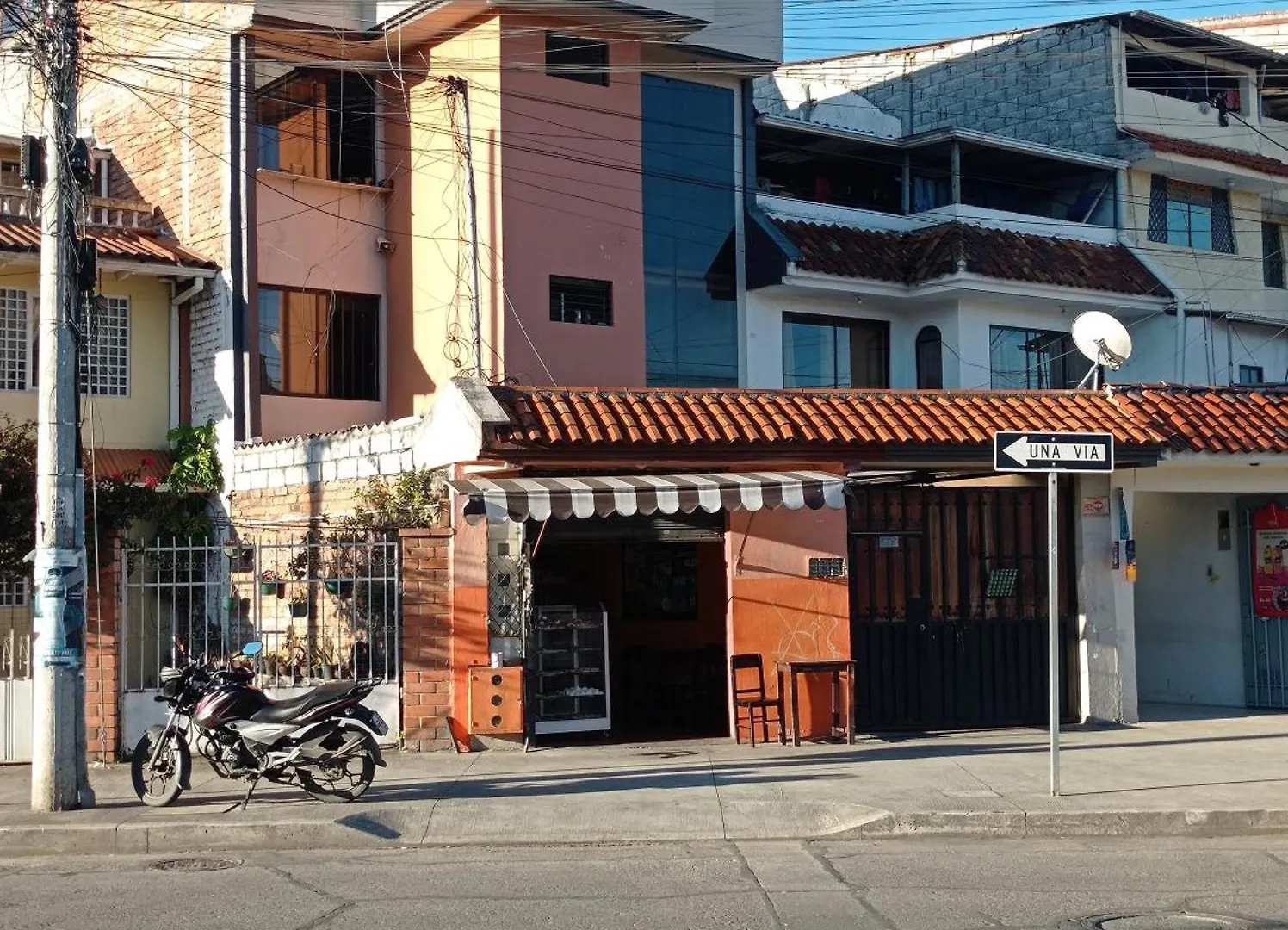 Apartamento Independiente Cerca De Muchos Lugares Cuenca Apartment